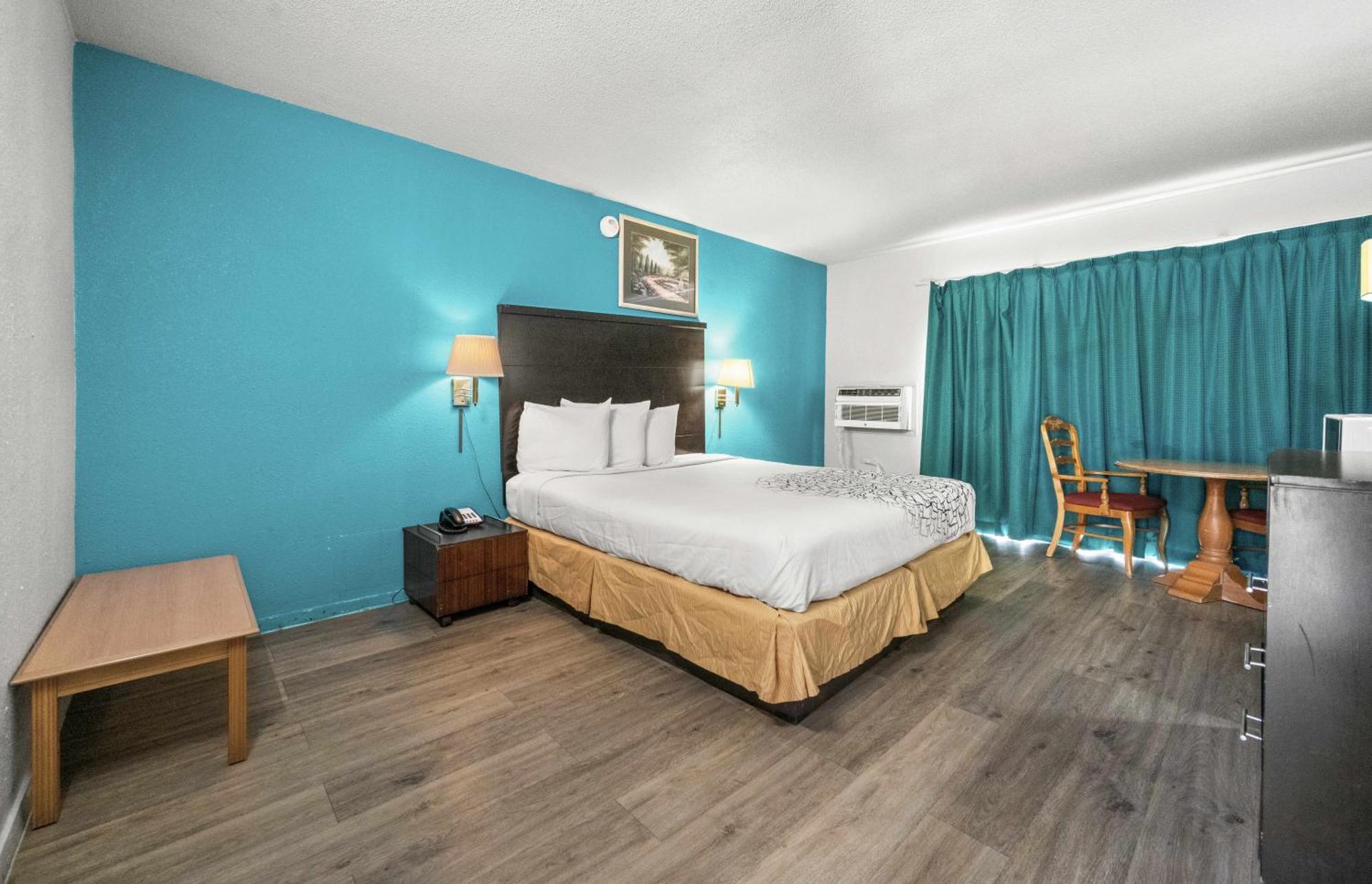 Executive Inn Rusk 외부 사진